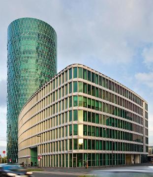 Westhafen Tower Frankfurt ; Arch. Schneider und Schuhmacher